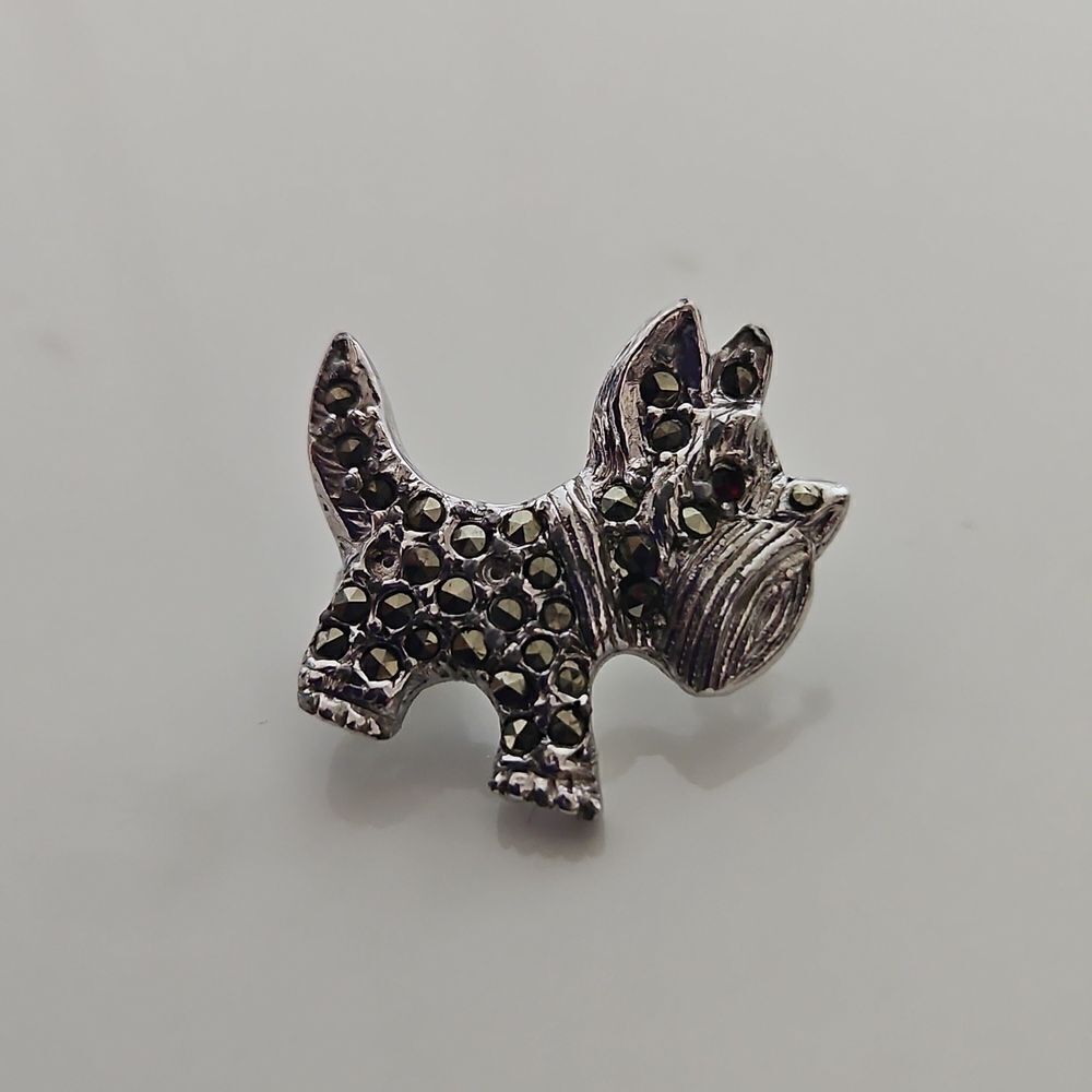 Pooch Dog Pin With Rhinestones Silver - Picture 8 of 16